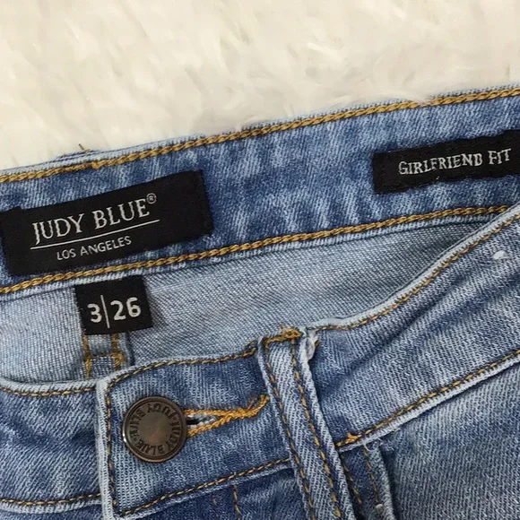 Judy Blue girlfriend fit very destroyed jeans 3/26 - Picture 9 of 12